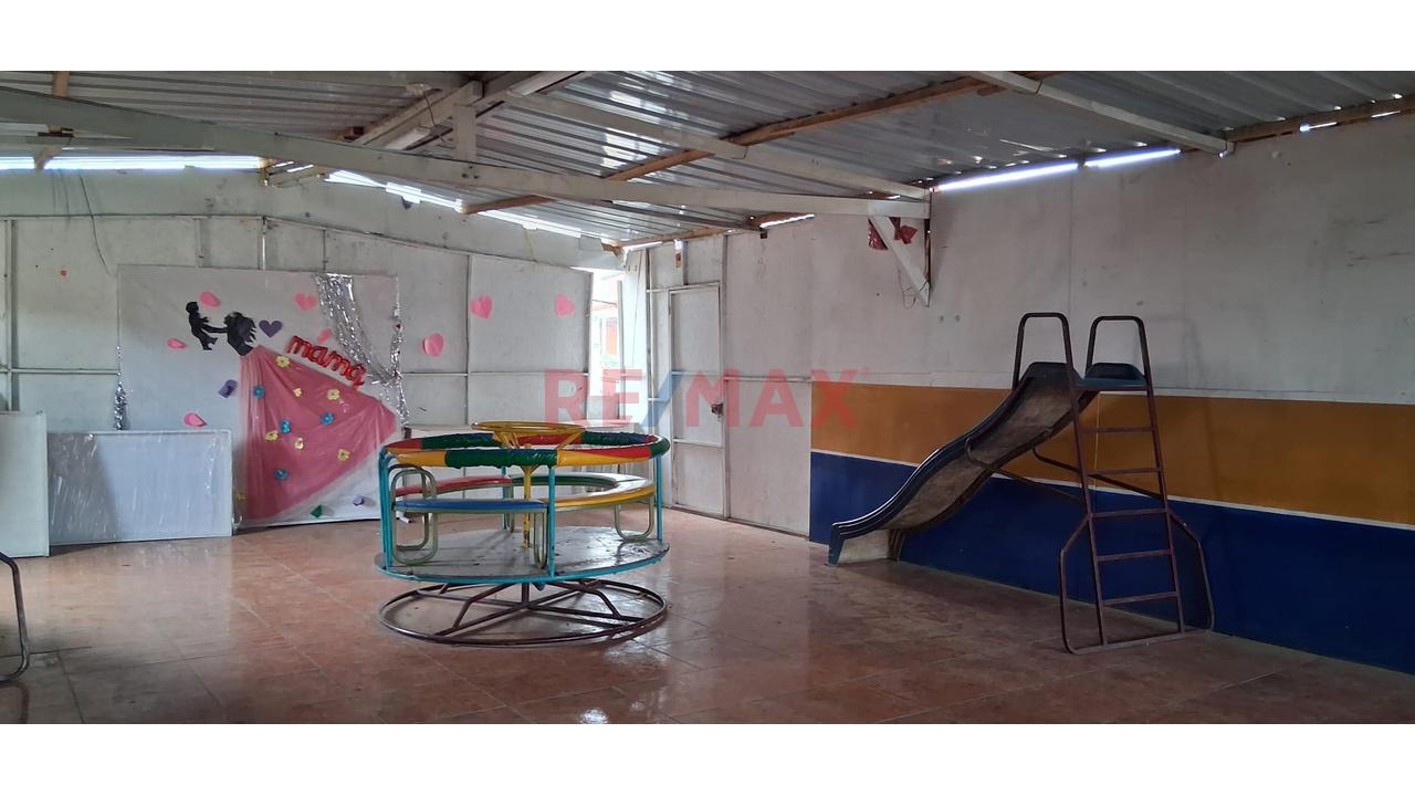 Local Comercial En Venta En San Juan De Lurigancho - 8