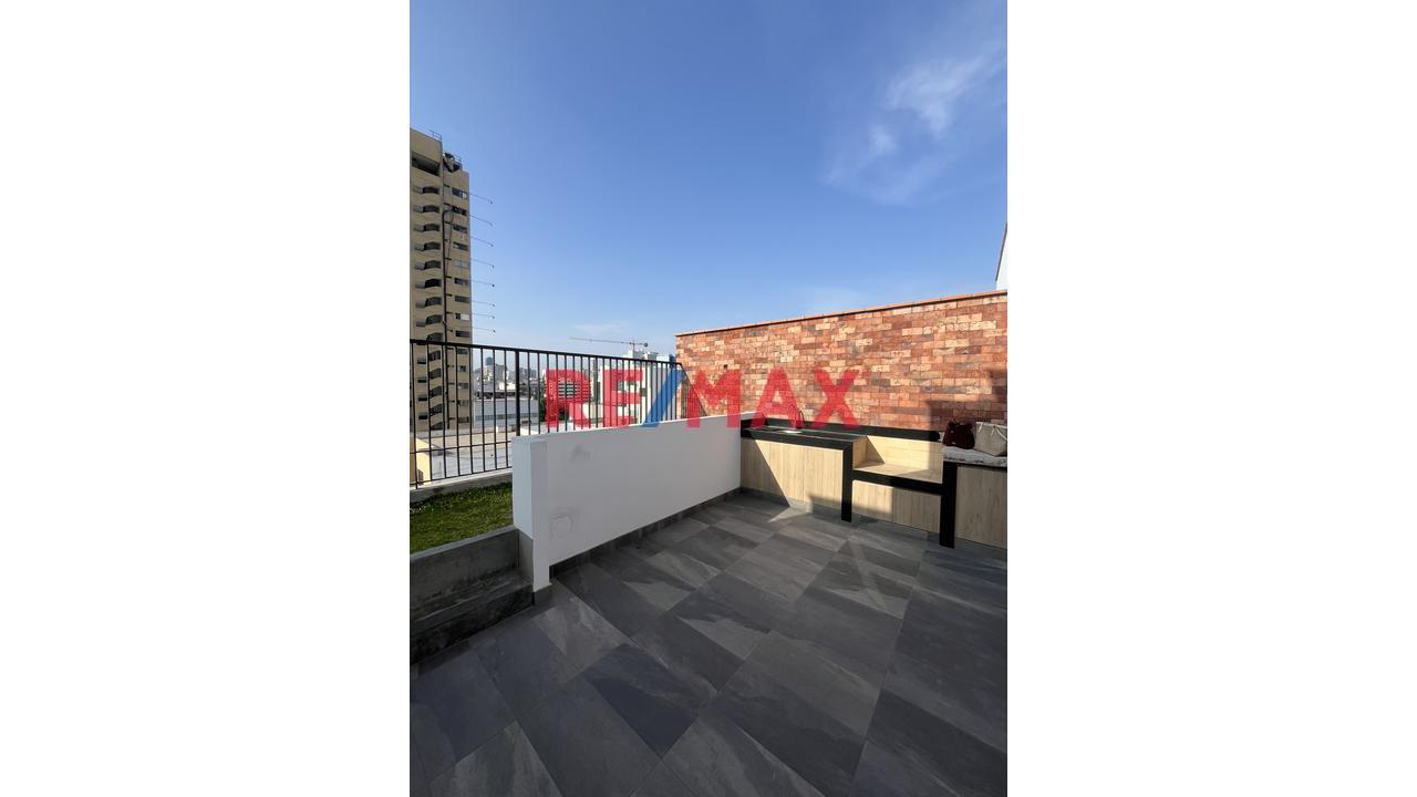 Duplex De Estreno Con Terraza Y Áreas Verdes En Zona Céntrica De Miraflores
