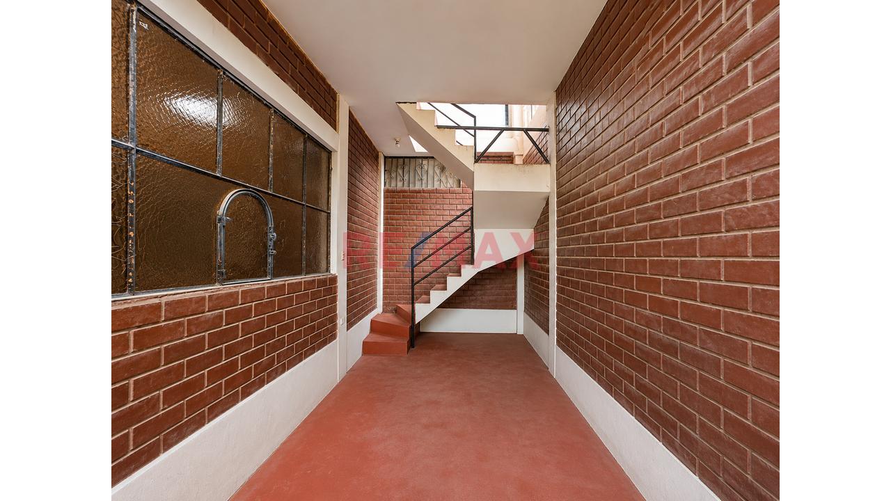 🏡✨ ¡Inversión Inteligente En Puente Piedra! ✨🏡 — foto 9