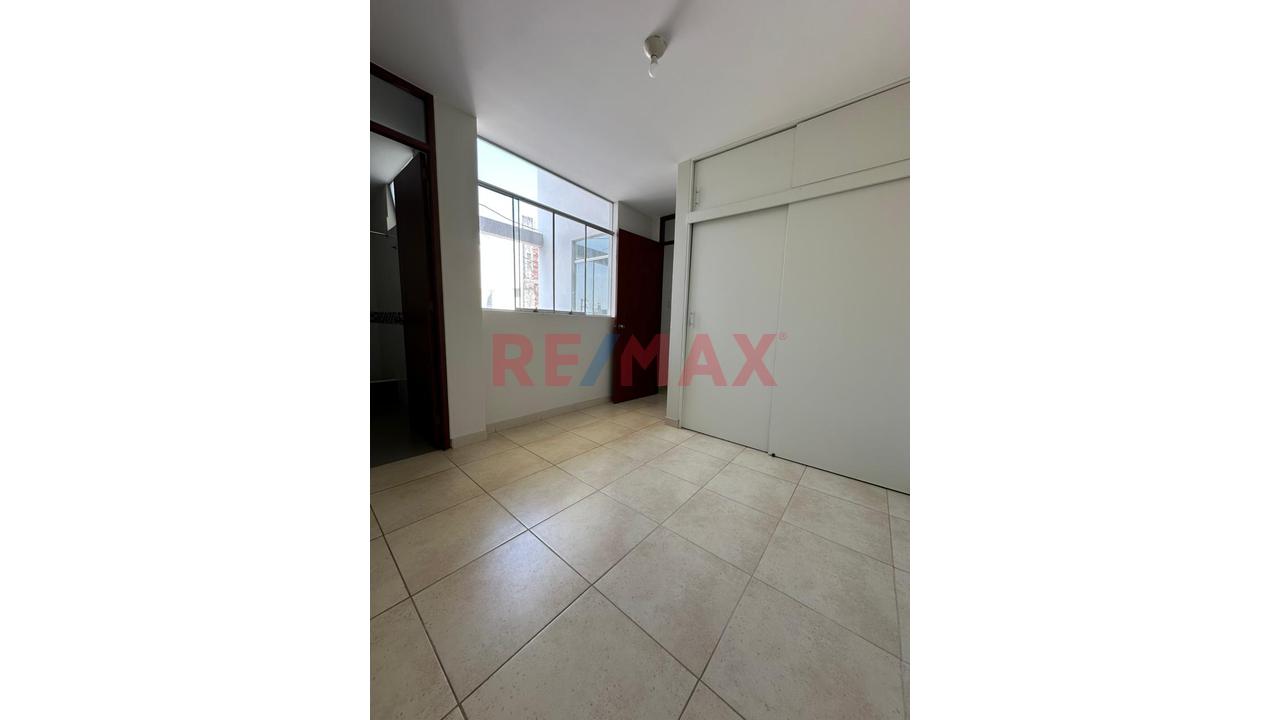 💥Departamento 4To Piso📍 Urb. Los Cedros - Iluminado Y Listo Para Habitar 🏢✨ - 8