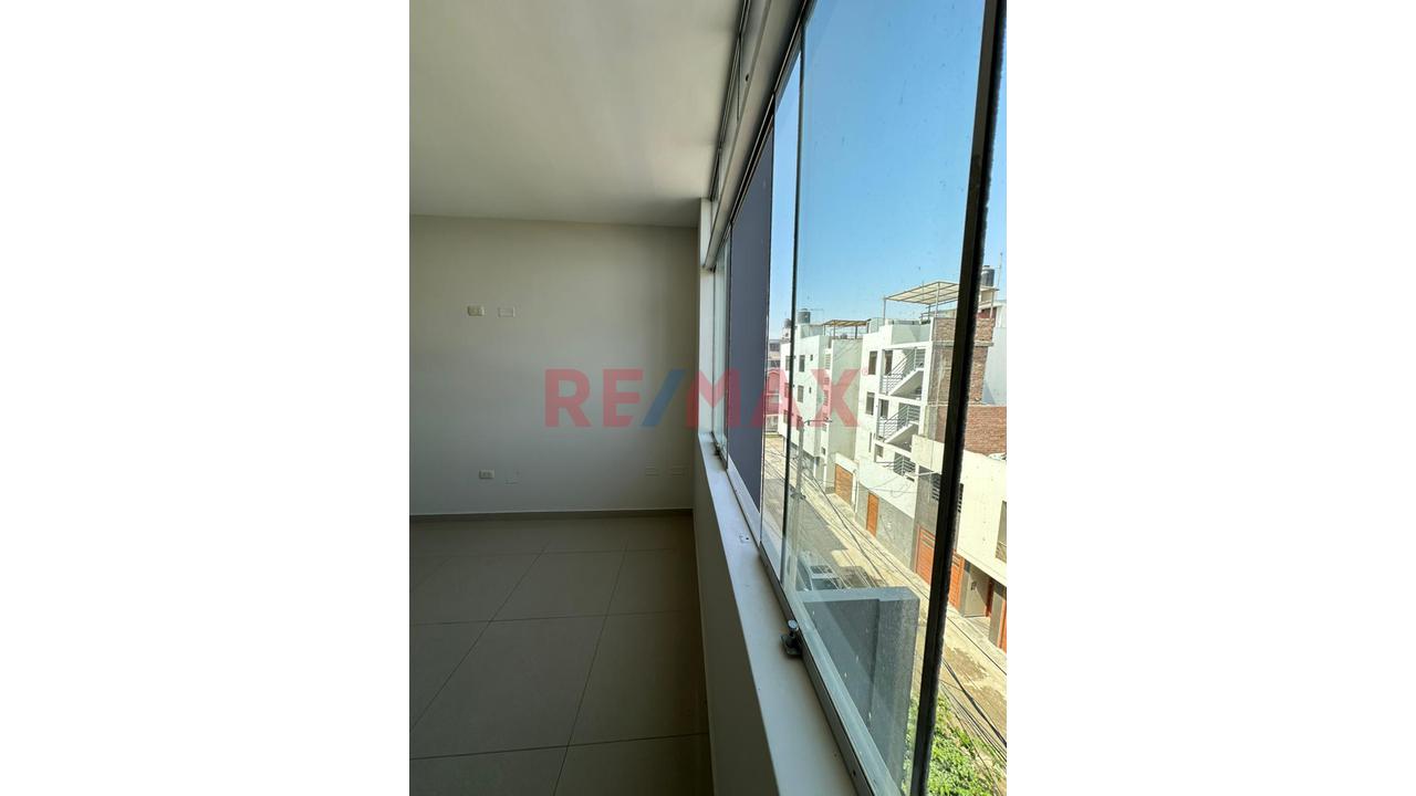 💥Departamento 4To Piso📍 Urb. Los Cedros - Iluminado Y Listo Para Habitar 🏢✨ - 2