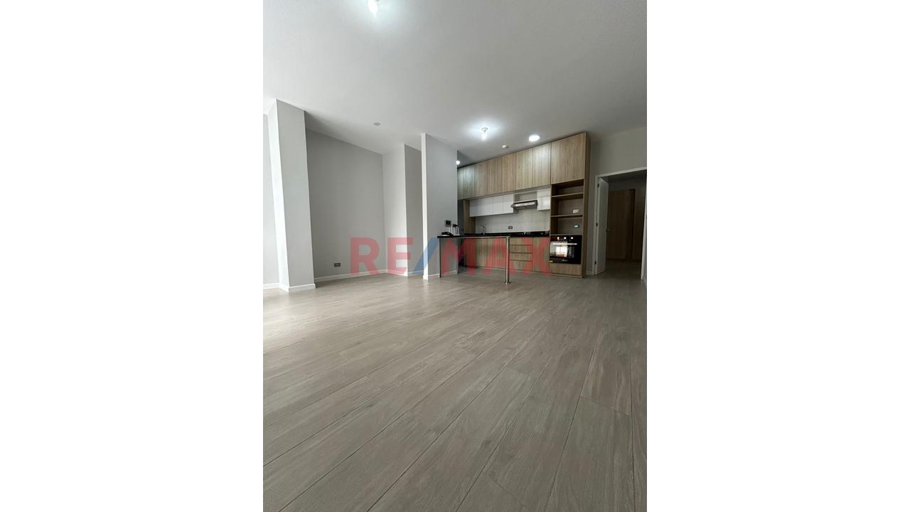 Hermoso Flat De Estreno En Primer Piso — foto 7