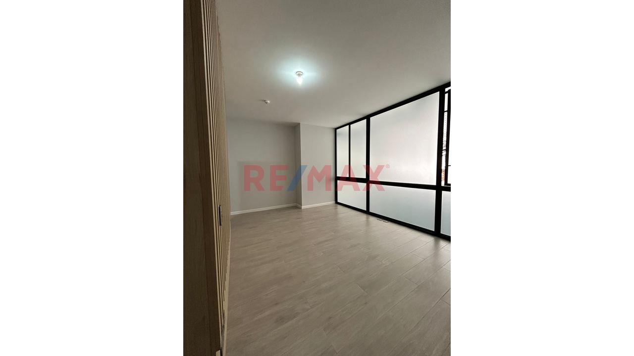 Hermoso Flat De Estreno En Primer Piso — foto 4