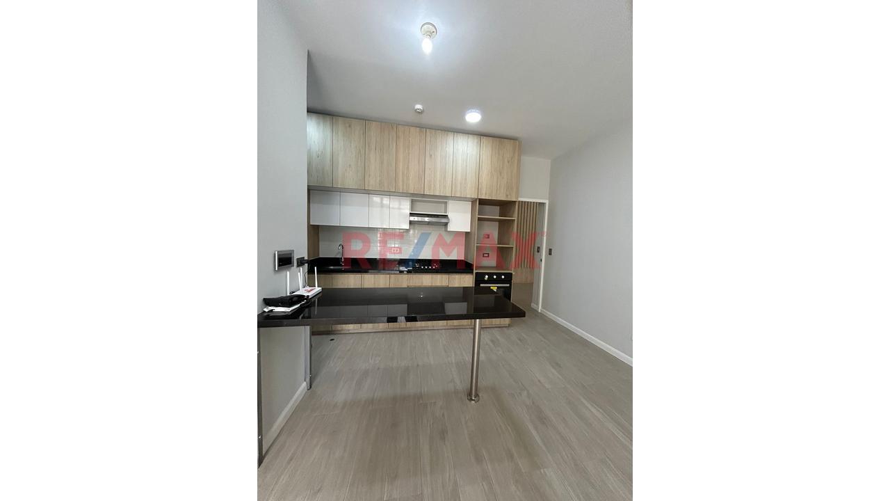 Hermoso Flat De Estreno En Primer Piso — foto 6