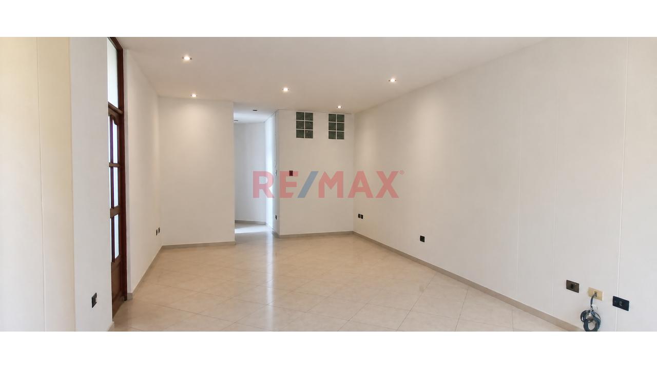 🏢🌳 Departamento En Venta | Av. Las Palmeras | Urb. Santa María Del Pinar | 🏠 3Er Piso | 105 M² | 💰 Desde Us$ 105,000 - 3