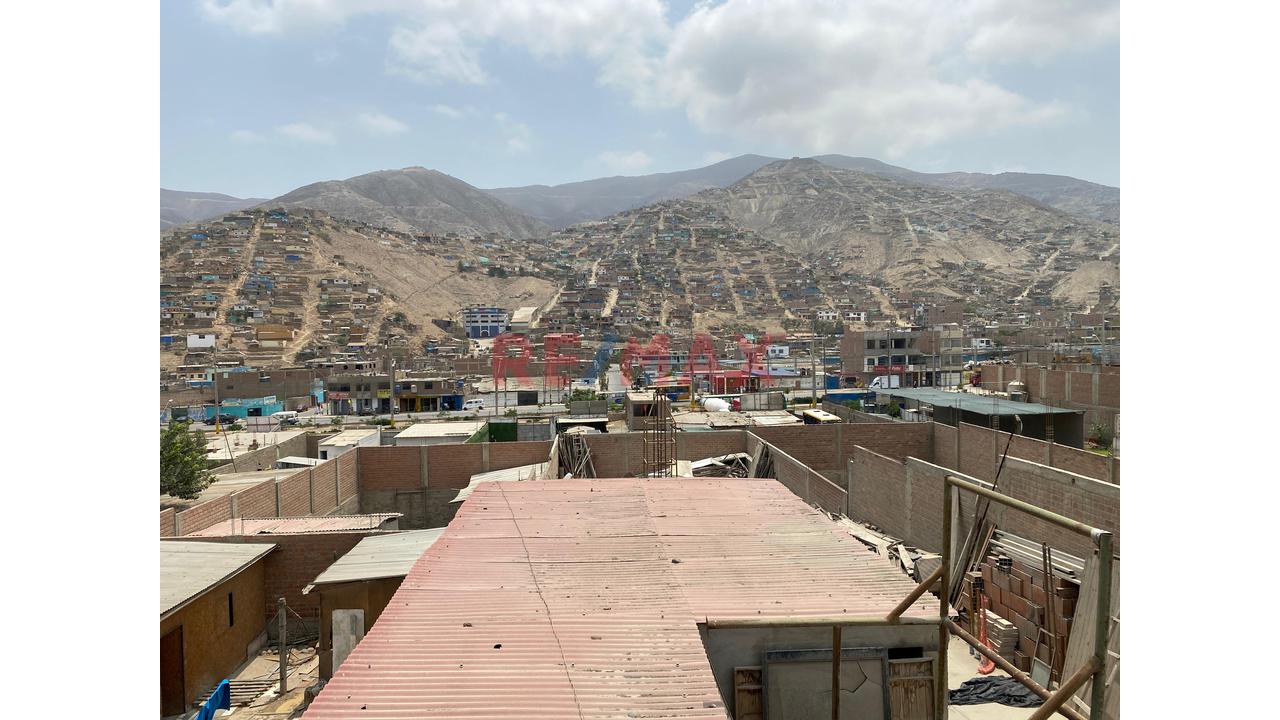 Venta Terreno 700M2 Con Casa Doble Ingreso Independiente + Cochera + Gran Terreno Para Seguir Ampliando A Pocos Pasos De Av Principal Victor Malasquez A Solo Pasos De La Municipalidad - 3