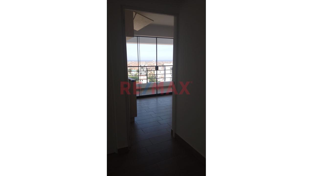 ✨ Vive En La Exclusiva Urb. California | ¡Listo Para Mudarte! 🏡 - 11