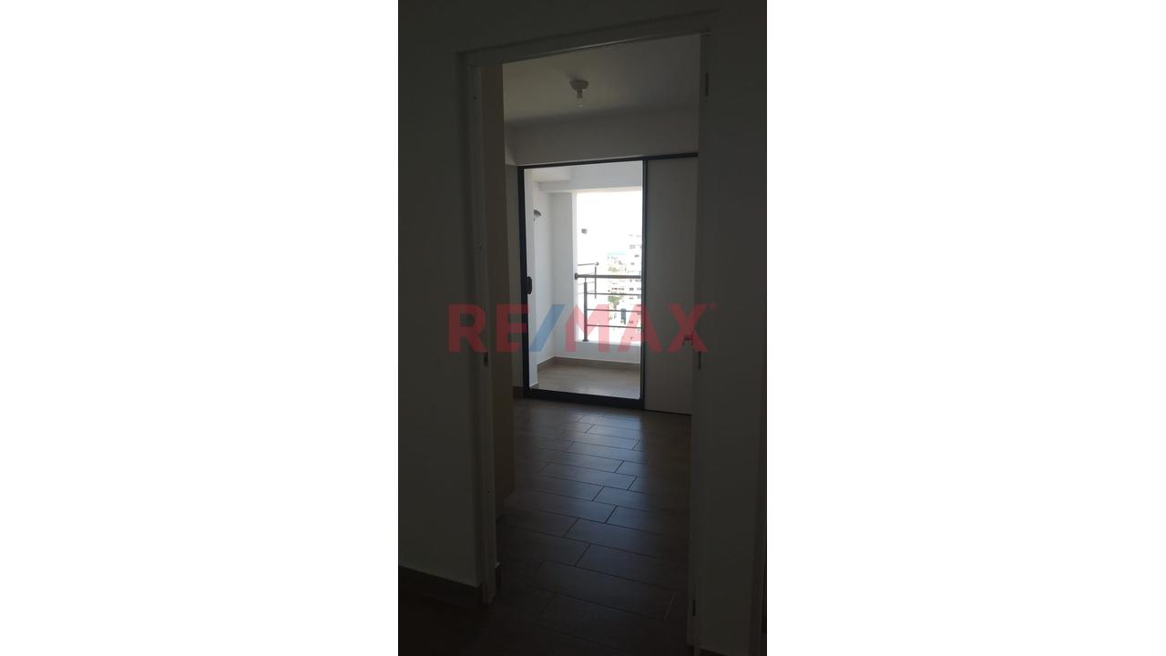 ✨ Vive En La Exclusiva Urb. California | ¡Listo Para Mudarte! 🏡 - 9