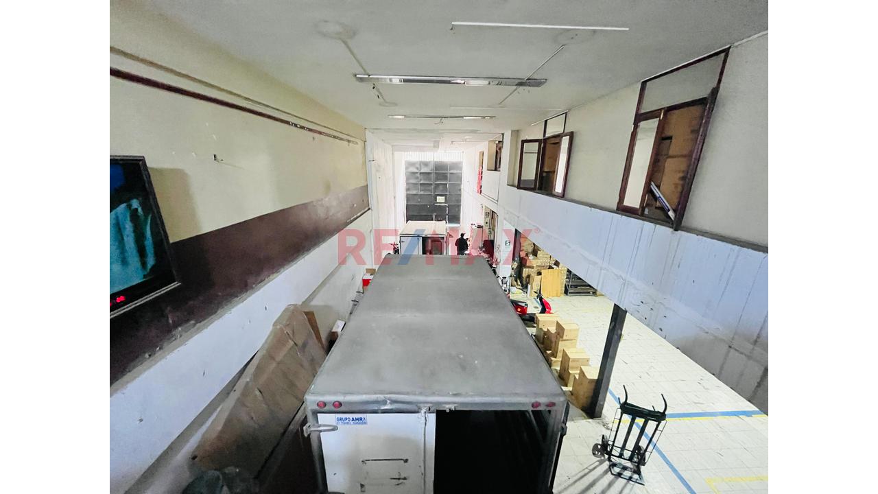 Local Comercial E Industrial En Venta – Ubicación Estratégica En El Centro De Lima — foto 8