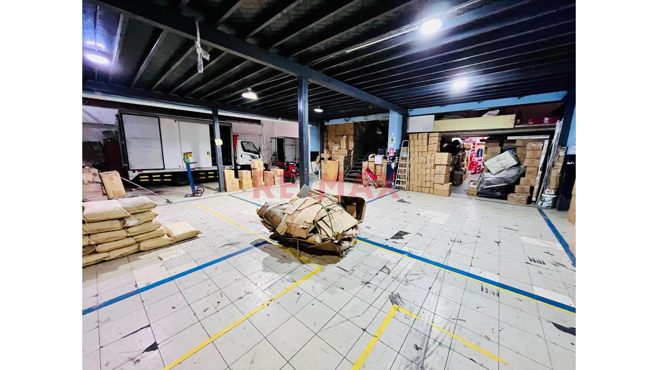 Local Comercial E Industrial En Venta – Ubicación Estratégica En El Centro De Lima — foto 11