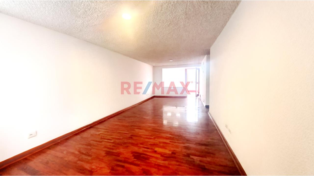🌟 El Secreto Mejor Guardado De La Aurora, Miraflores! Exclusivo 1Er Piso Con Terraza Privada De 41 M² — foto 2