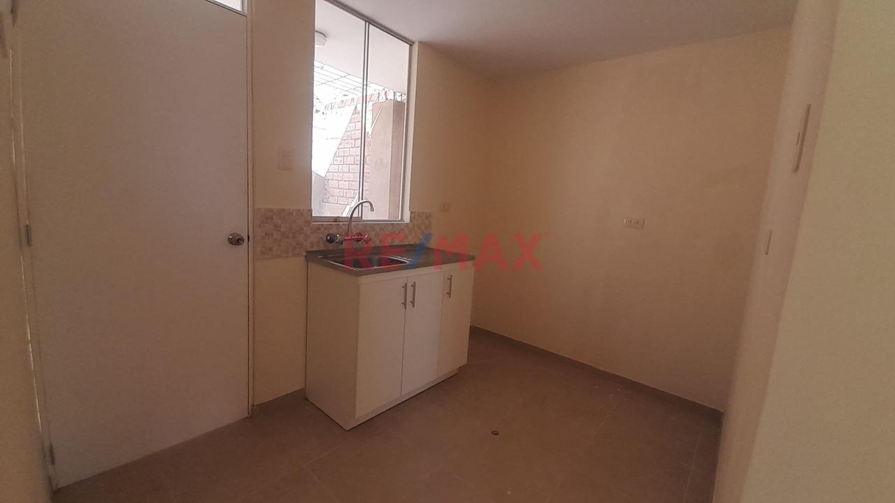 Casa En Alquiler Frente A Parque - Condominio El Remanso | Subtanjalla | Ica — foto 10
