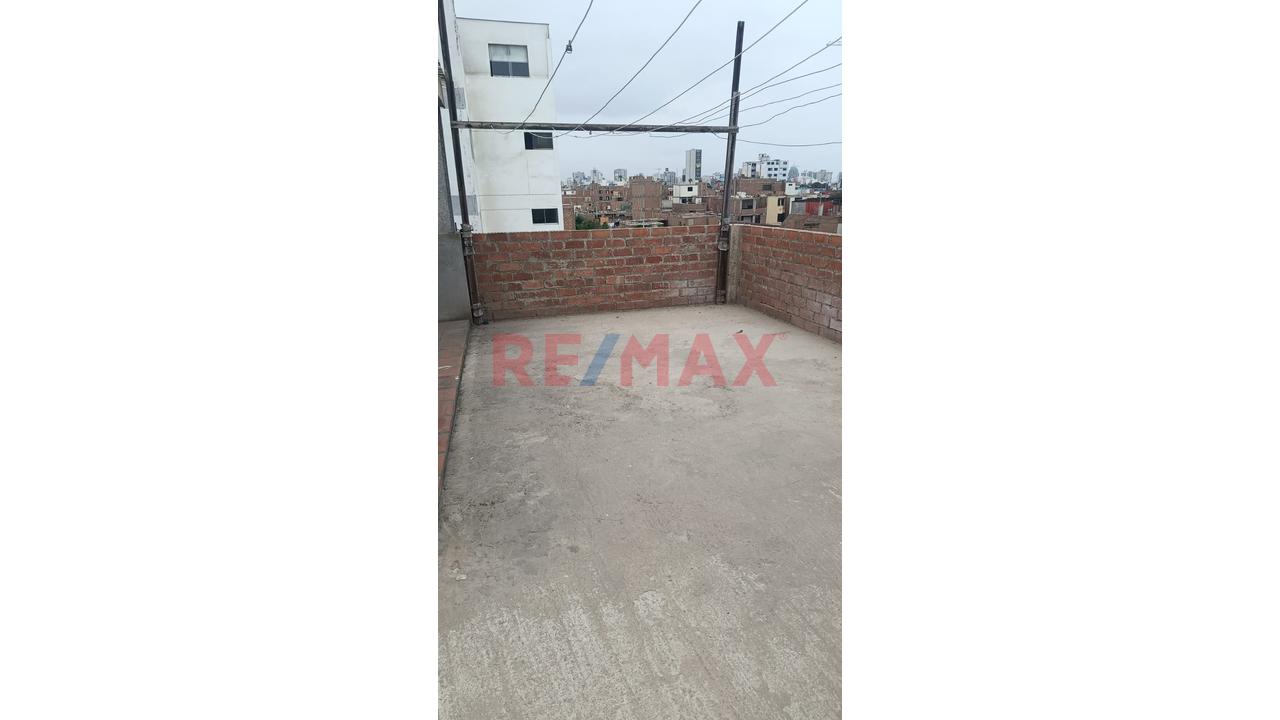 Se Vende Aires Del 4To Piso En Pueblo Libre Frente A Parque. - 9