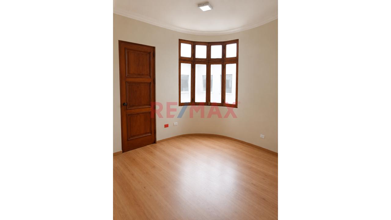 🏢Gran Sede Corporativa Lista Para Operar | 2 Torres + Casona | Estacionamiento Exclusivo | Av. Arequipa – Lince - 13