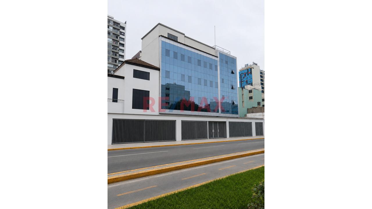 🏢Gran Sede Corporativa Lista Para Operar | 2 Torres + Casona | Estacionamiento Exclusivo | Av. Arequipa – Lince - 19