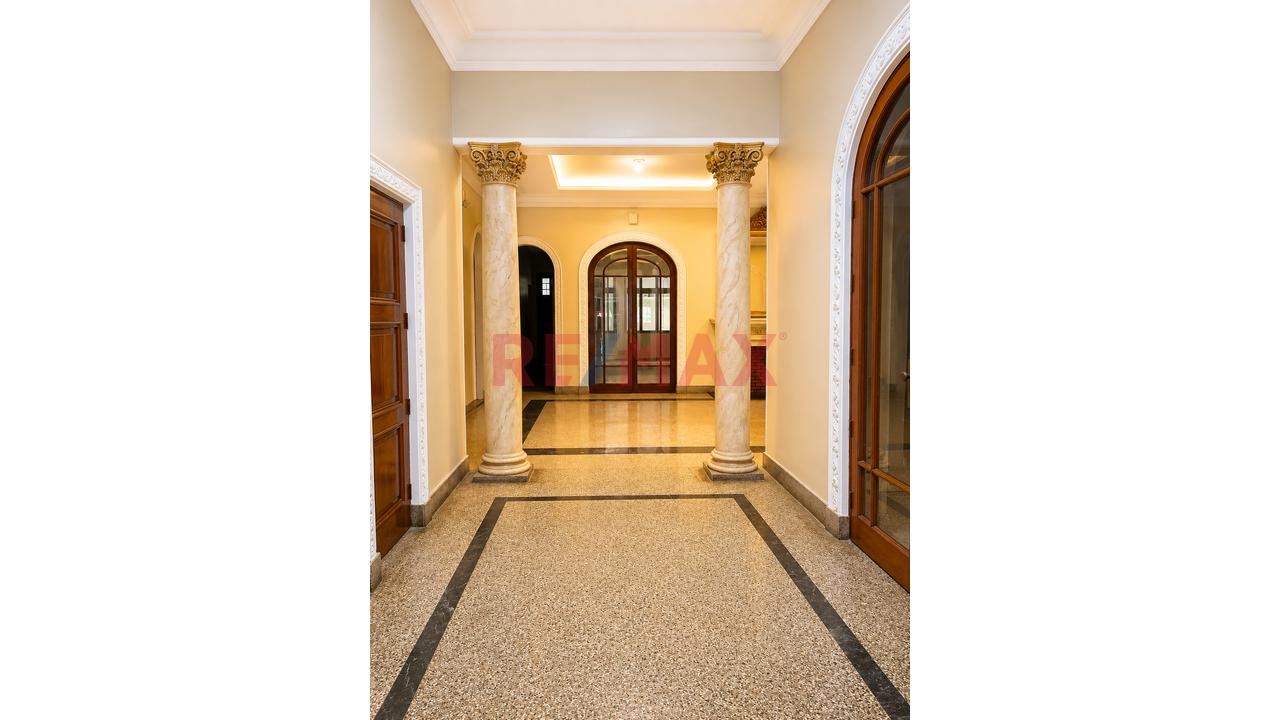 🏢Gran Sede Corporativa Lista Para Operar | 2 Torres + Casona | Estacionamiento Exclusivo | Av. Arequipa – Lince - 10
