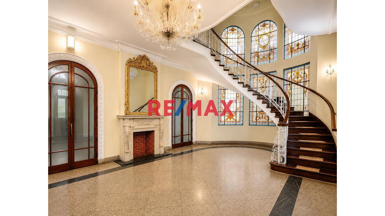 🏢Gran Sede Corporativa Lista Para Operar | 2 Torres + Casona | Estacionamiento Exclusivo | Av. Arequipa – Lince - 1