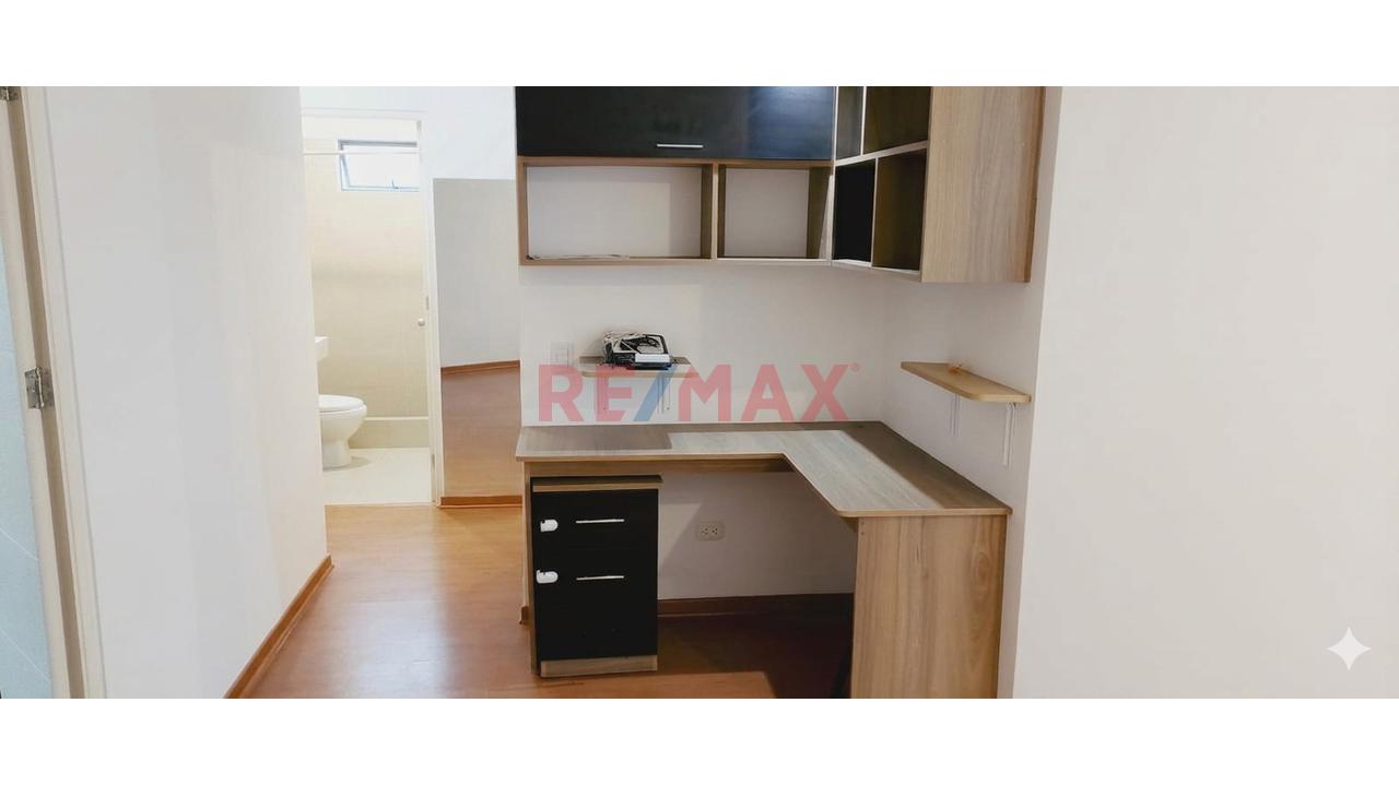Venta Ocasion Por Mudanza: Flat En 5To Piso, Excelente Zona Frente Al Parque San Martin - Pueblo Libre — foto 12