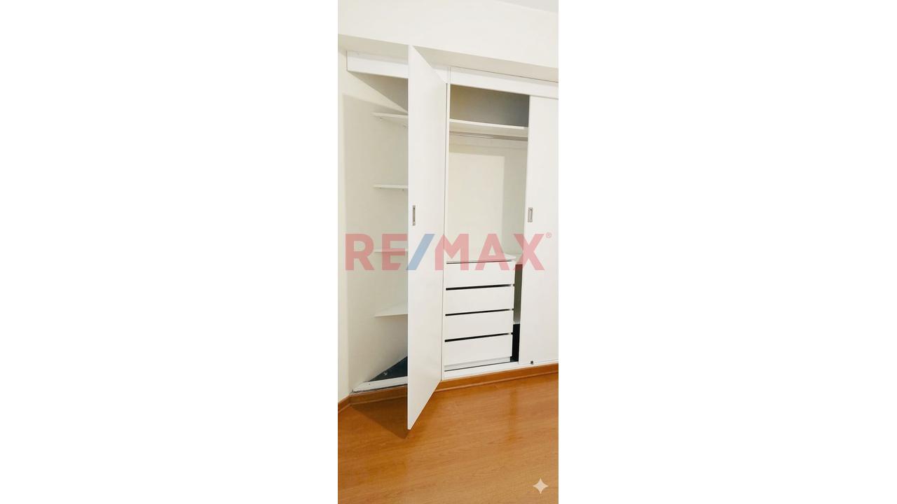Venta Ocasion Por Mudanza: Flat En 5To Piso, Excelente Zona Frente Al Parque San Martin - Pueblo Libre — foto 11