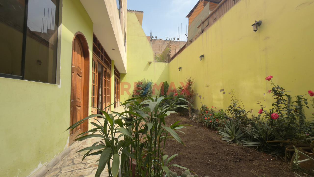 🏡 Amplia Casa En Venta – Urbanización San Antonio De Carapongo - 14