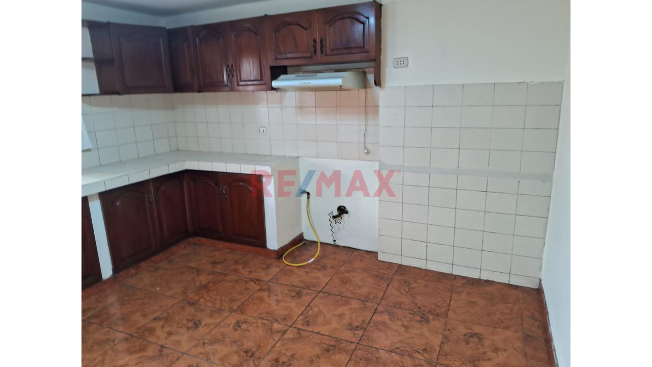 Alquiler Flat  Sta.Patricia La Molina. 2Do.Piso.3Habitaciones.2Baños.Estacionamiento — foto 9