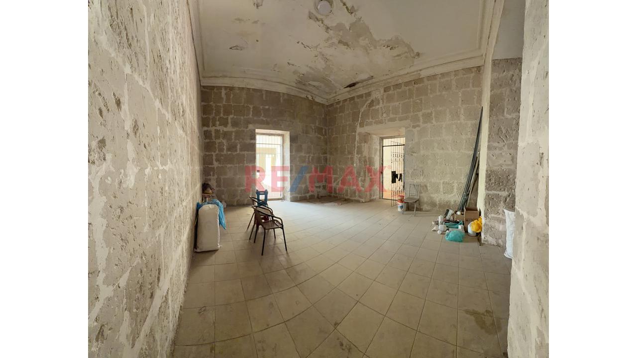 Alquilo Casona En Sucre - 11