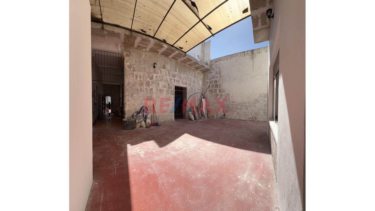Alquilo Casona En Sucre - 12