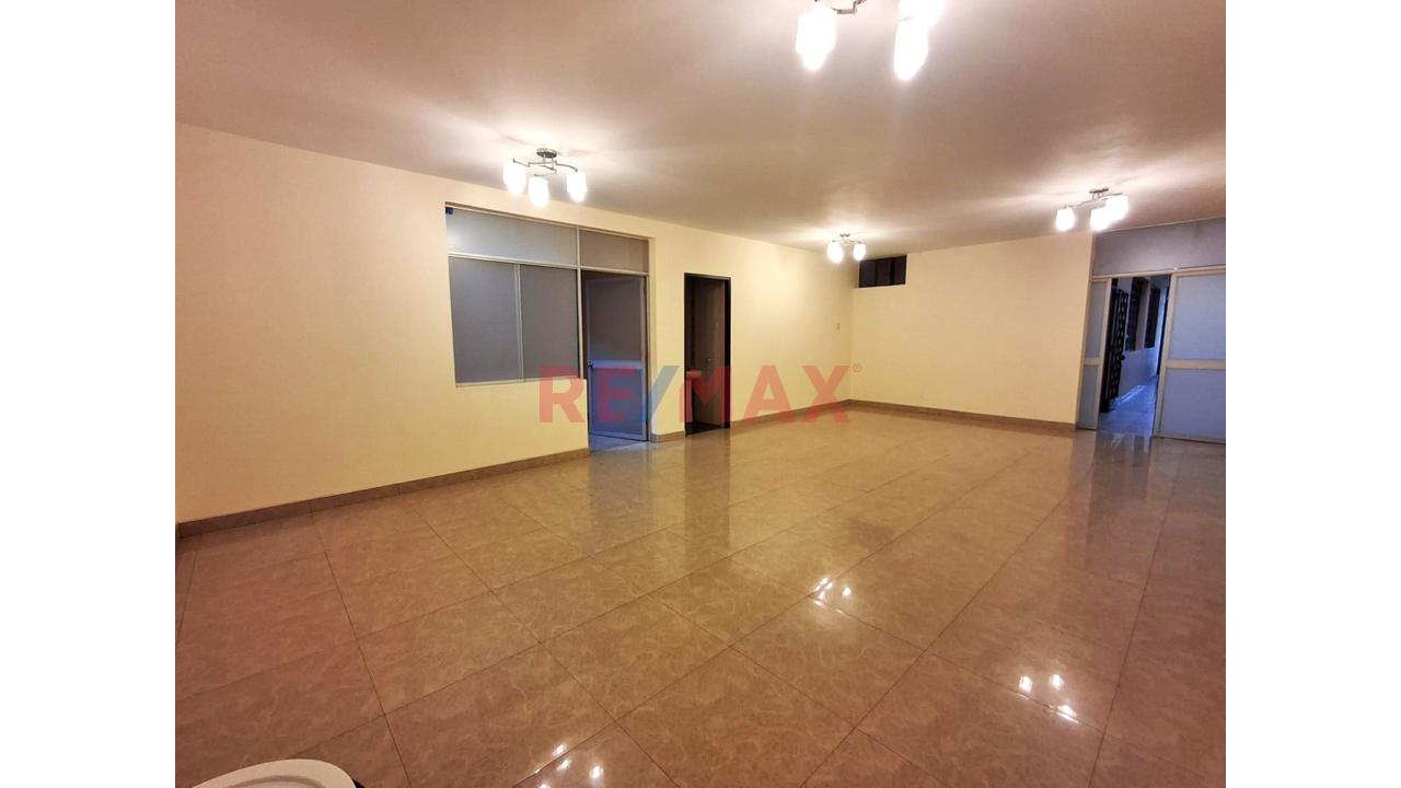 ¡Alquila Tu Nuevo Local U Oficina En Lince! | 76 M² | Primer Piso | Vista Interior - 3