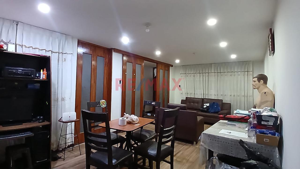 Duplex En Venta Con Estacionamiento - 3