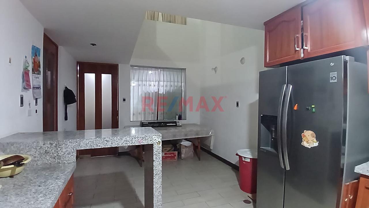 Duplex En Venta Con Estacionamiento - 4
