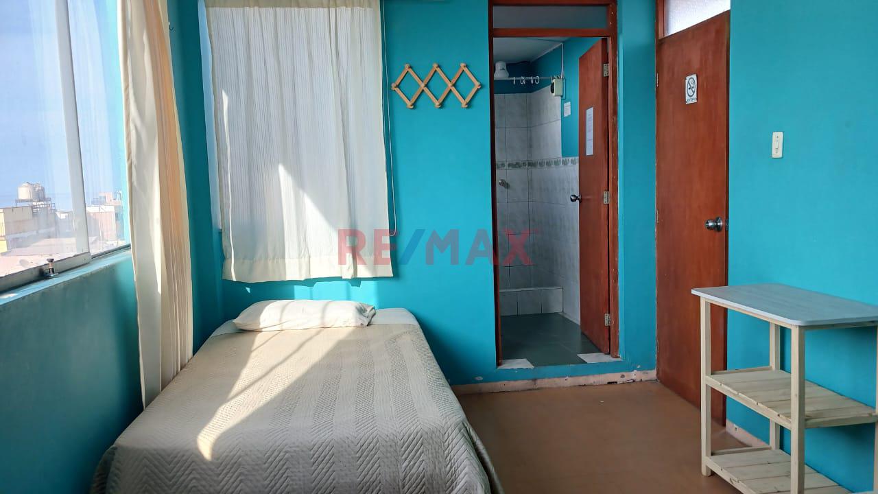 Casa  Hospedaje En Venta Calle Blondell - 10