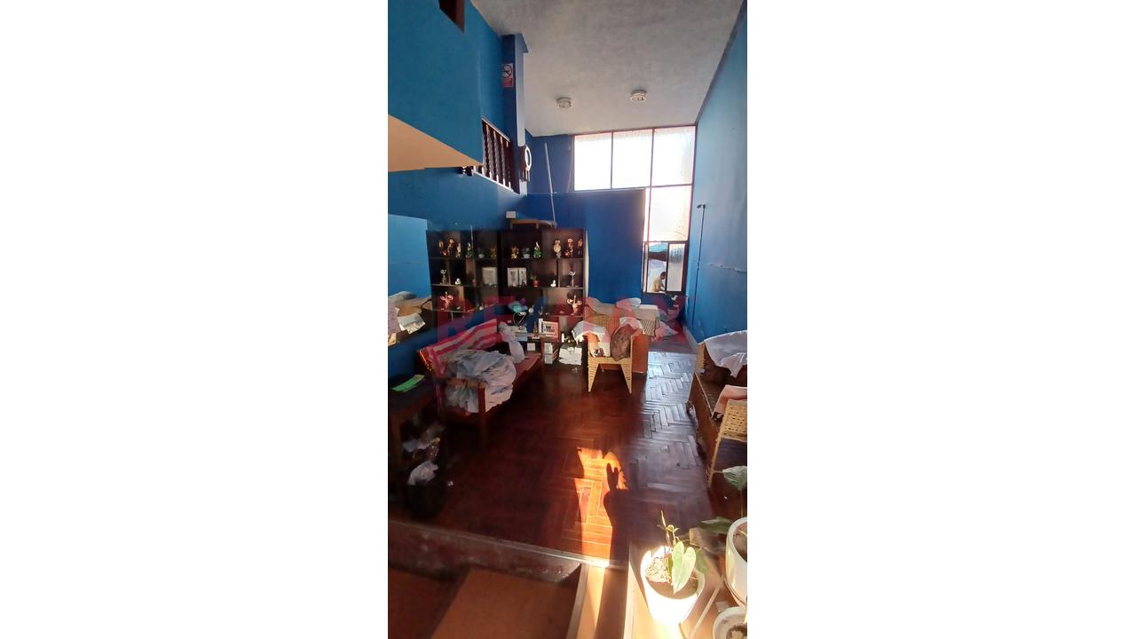 Casa  Hospedaje En Venta Calle Blondell - 6