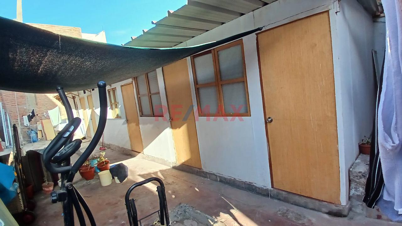Casa  Hospedaje En Venta Calle Blondell - 7