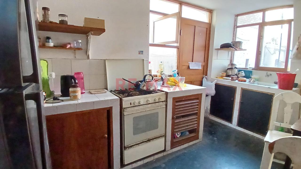 Casa  Hospedaje En Venta Calle Blondell - 5