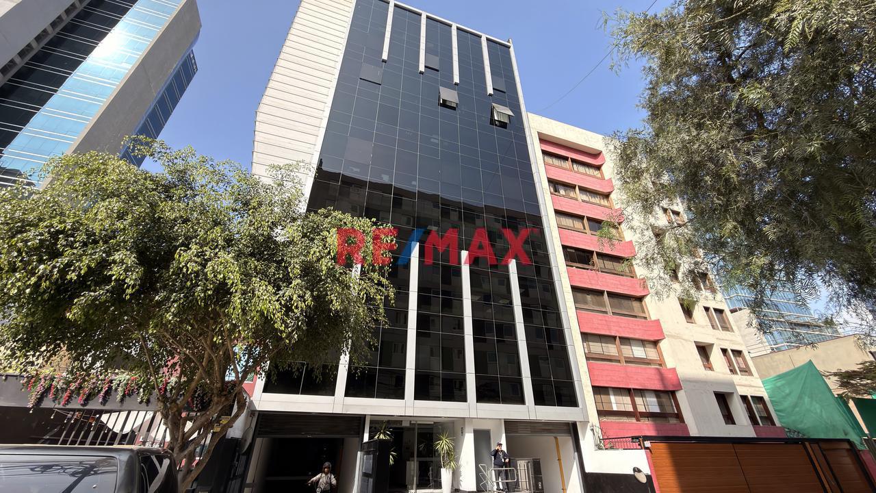 Oficina En Alquiler – San Isidro | 143.16 M²