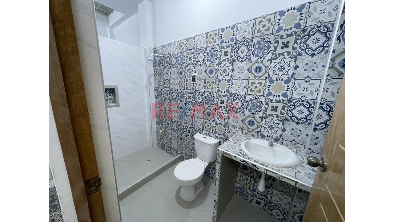 Alquilo Local 145 M2 En Esquina - Ferreñafe - 7