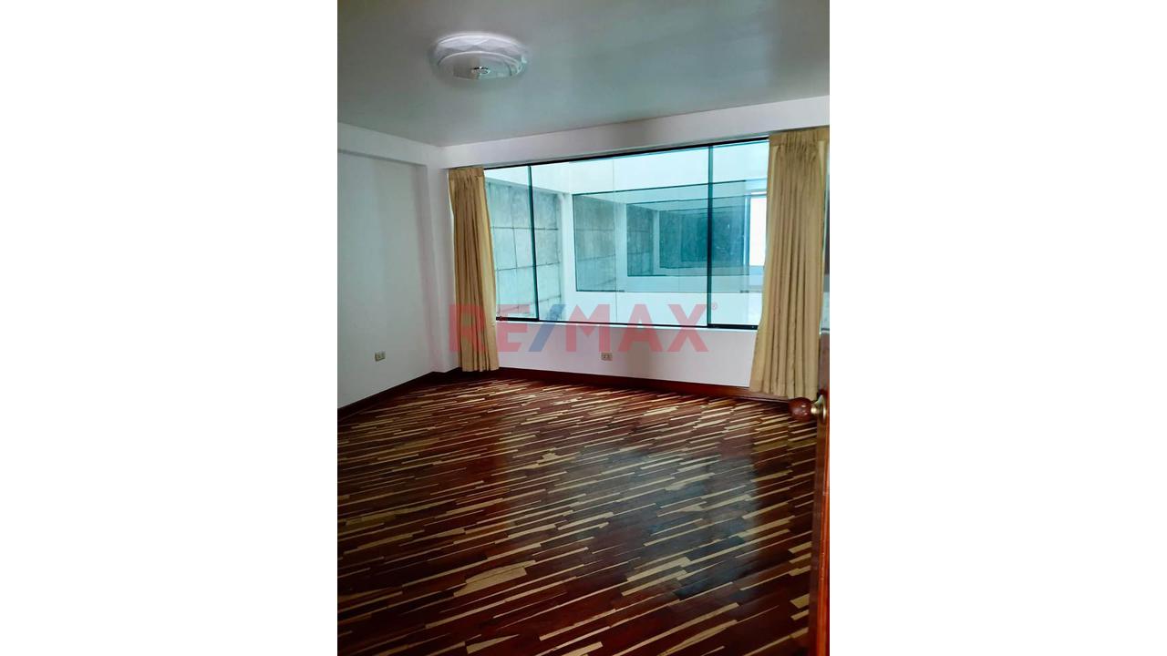 Se Vende  Departamento En Magisterio – Cusco - 2