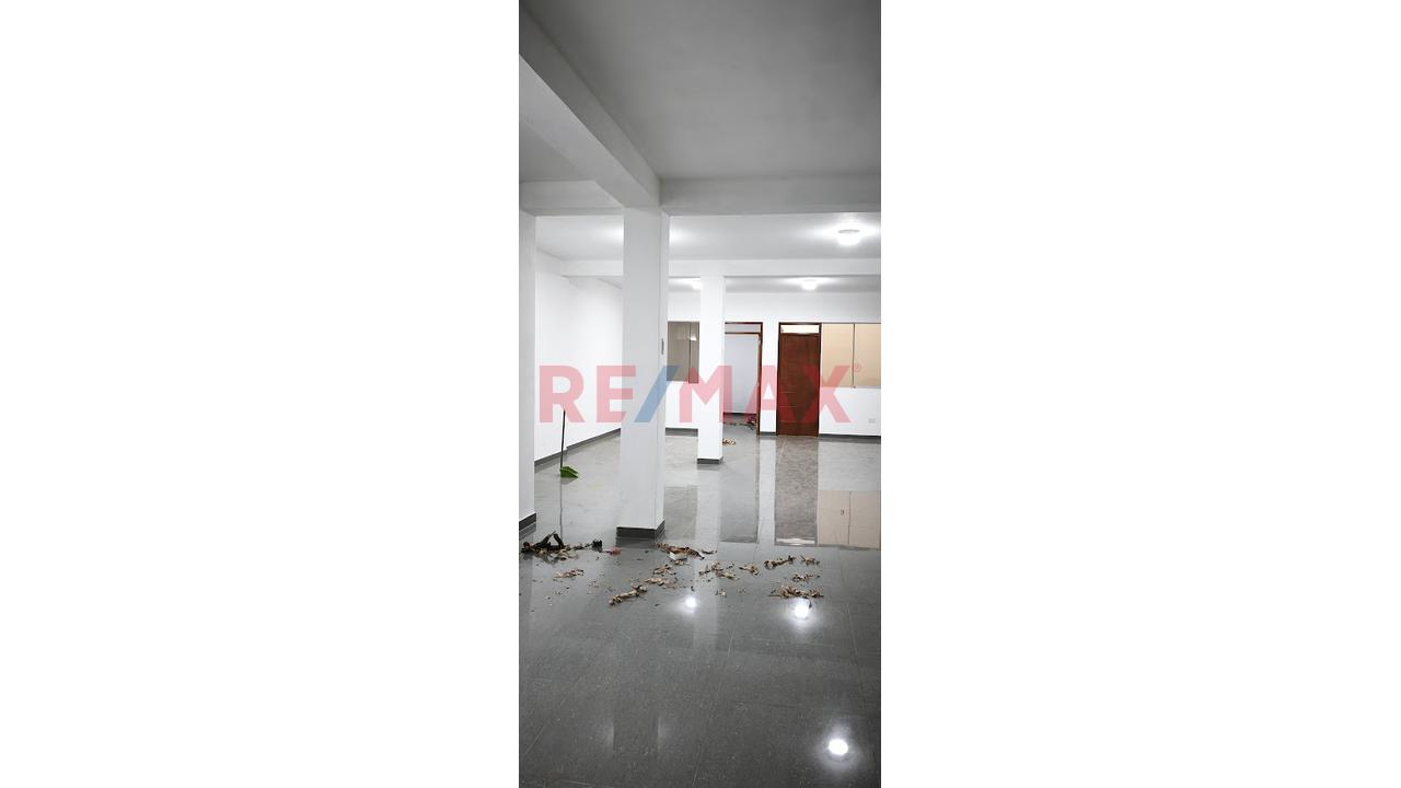 Se Alquila Local Remodelado - 4