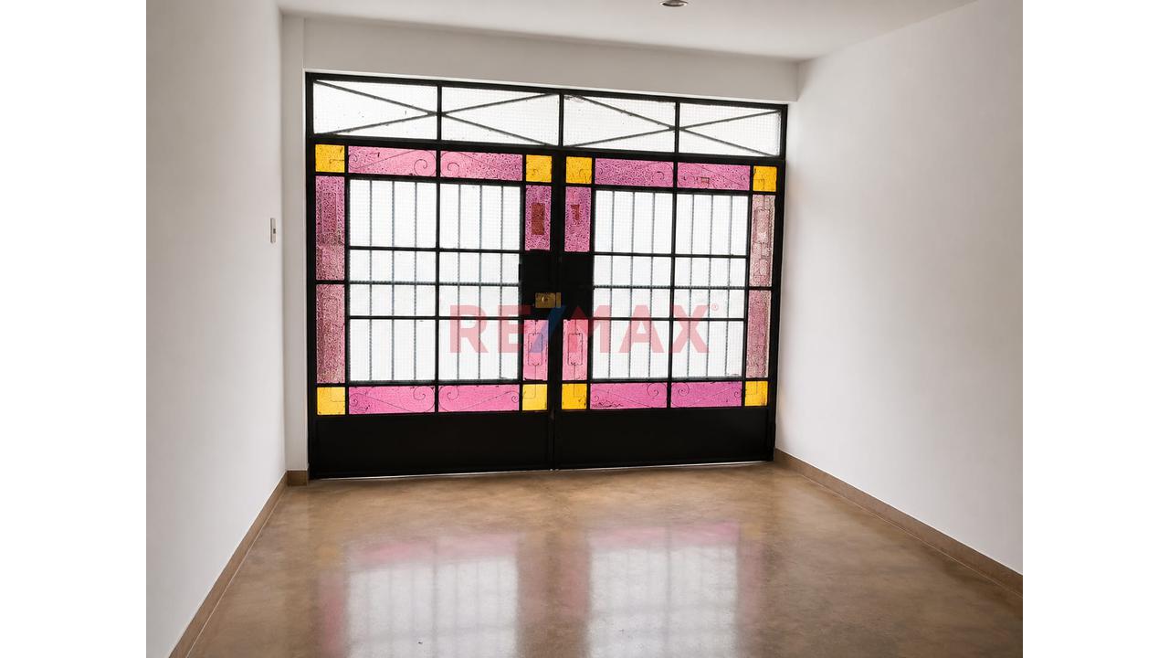 🏡✨ Casa En Venta – Us$ 160,000 ✨🏡  ¡Excelente Oportunidad Para Vivir O Invertir!  📍 Casa De 140 M² Con Proyección Para 4 Pisos, Ubicada En Una Zona Urbana Tranquila Y De Fácil Acceso. — foto 5
