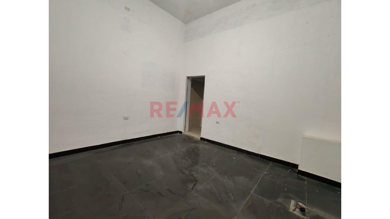 🏢 ¡Alquila Un Local Comercial En Una Ubicación Estratégica De Piura! 📍 Av. Grau 913 – Piura - 10