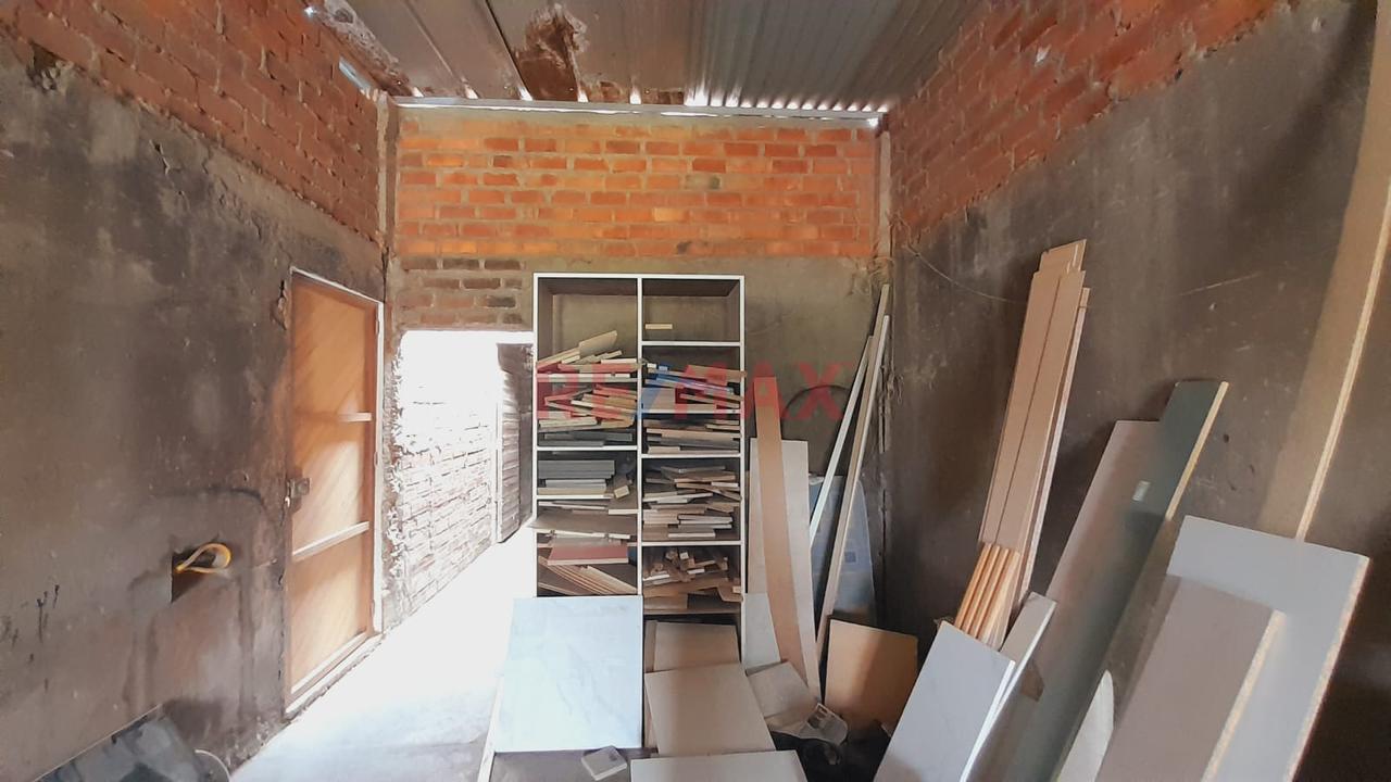 Venta De Local Comercial Como Terreno En Av. El Sol - Villa El Salvador — foto 9