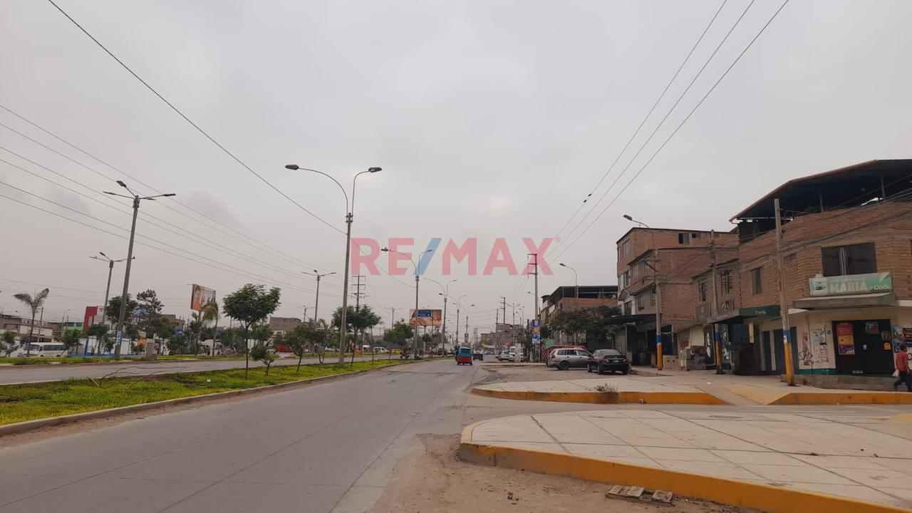Venta De Local Comercial Como Terreno En Av. El Sol - Villa El Salvador — foto 13