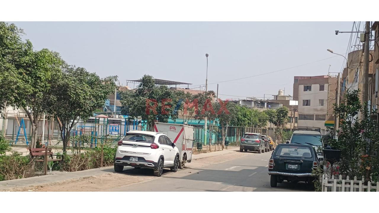 Terreno En Venta: 120 M2 En Asociación. Las Brisas De Huachipa - Documentos En Regla — foto 2