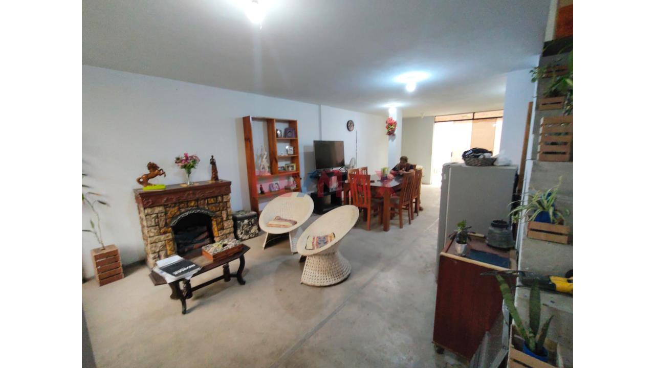 Venta Exclusiva Casa De Dos Piso En Santa Rosa. - 4