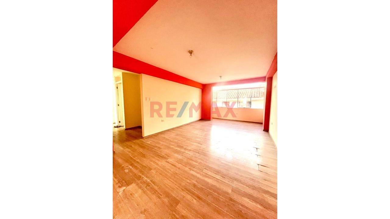 Departamento En Alquiler En Amadeo Repetto, Santiago – Amplio Y Funcional - 8