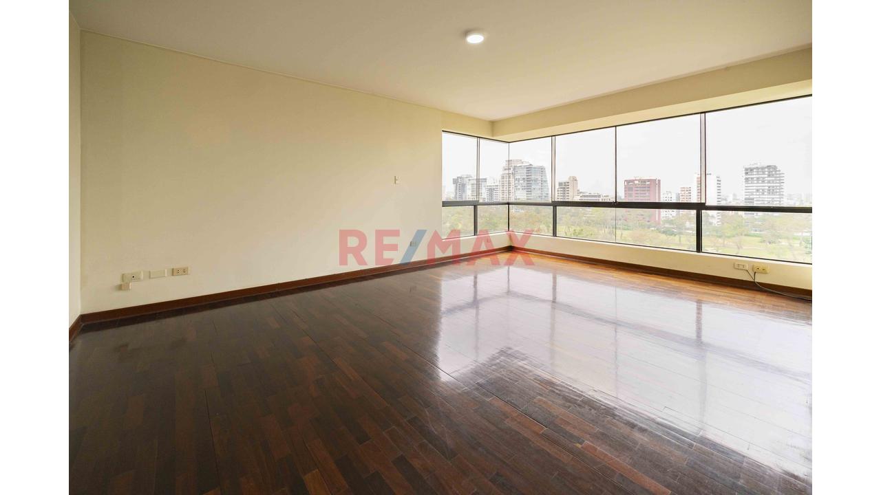 Vendo Exclusivo Departamento -  Frente Al Golf San Isidro — foto 9