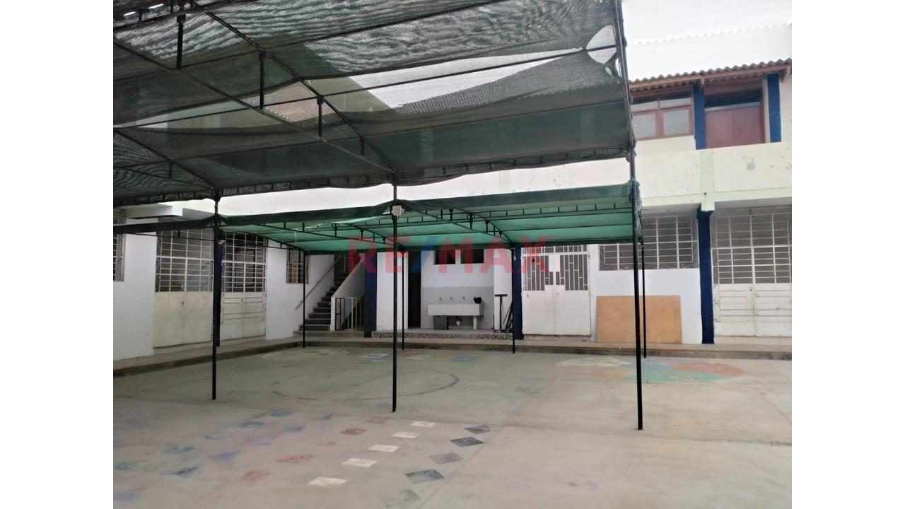 Alquiler De Local Comercial En Esquina - 4