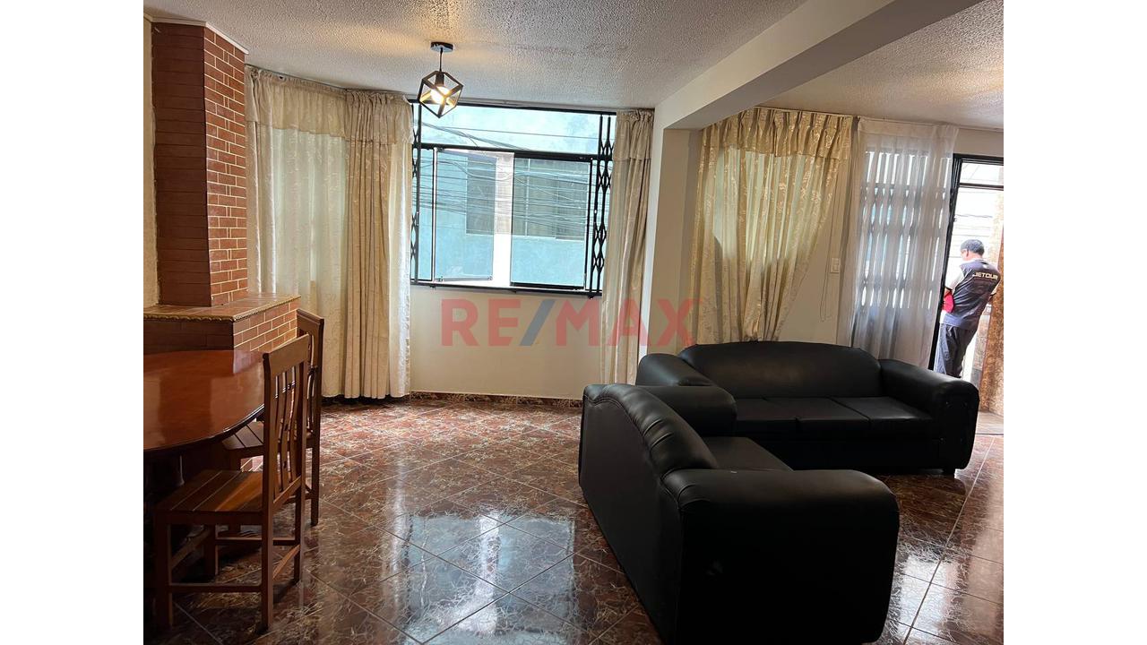 🏡 ¡Amplia Casa De 3 Pisos En San Martín De Porres! — foto 8