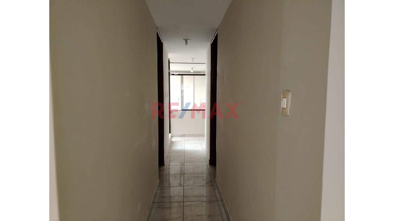 Se Alquila Departamento En Zona A De San Juan De Miraflores - 13