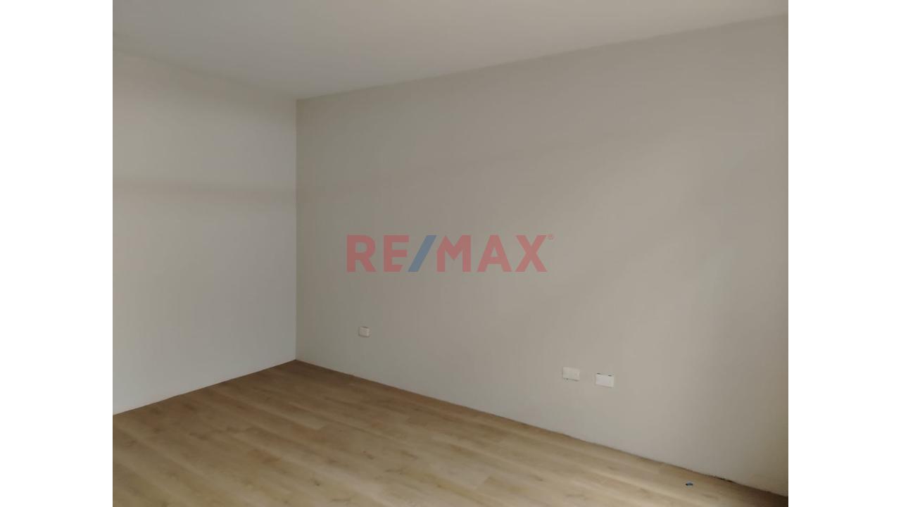 Se Alquila Departamento En Zona A De San Juan De Miraflores - 12